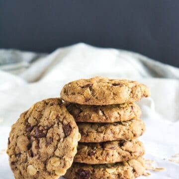 Oatmeal Chocolate Chip Cookies