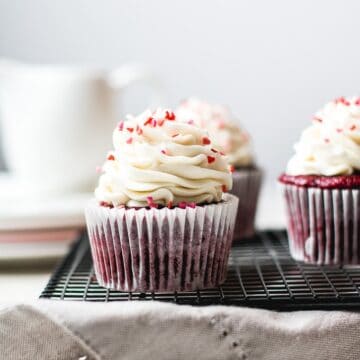Vegan Red Velvet Cupcakes