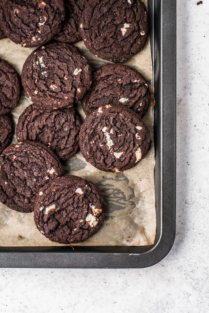 Quick and easy recipe for the best chocolate cookies you've EVER had. They're rich, soft, and fudgy and perfect for any occasion. No chill time needed! | www.anasbakingchronicles.com