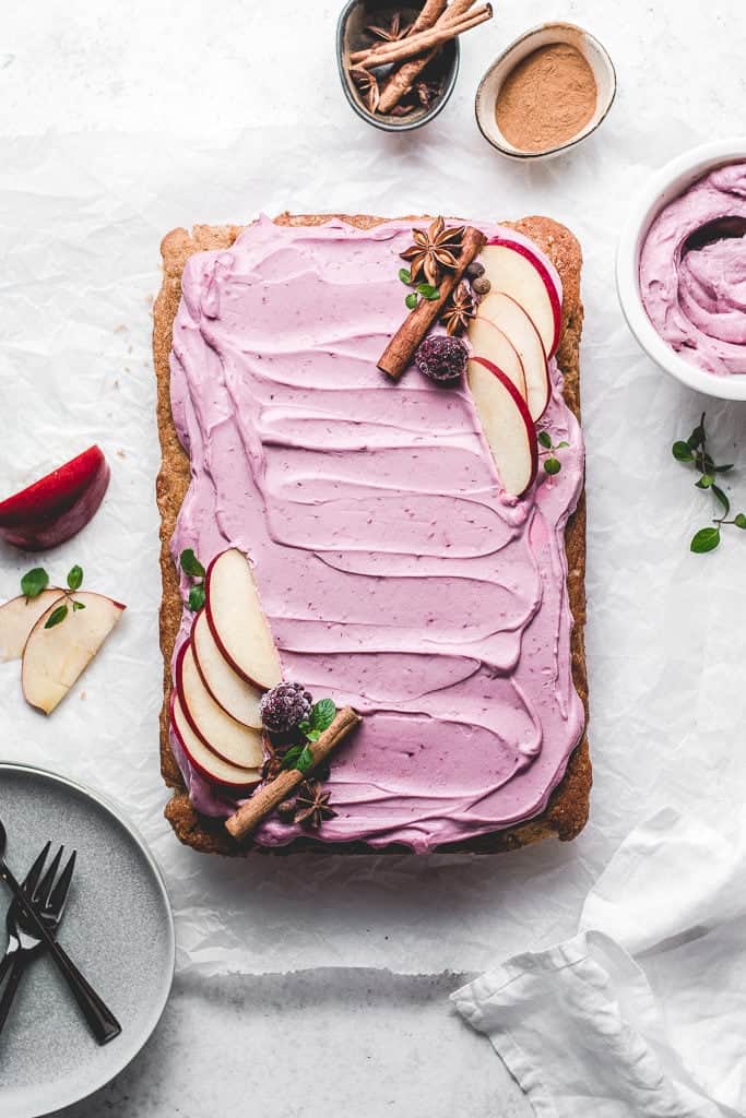 Delicious and moist Apple Spice Sheet Cake, paired with beautiful and tangy Blackberry Mascarpone frosting. ⎪www.anasbakingchronicles.com