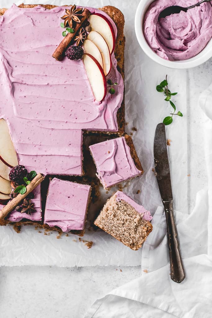 Delicious and moist Apple Spice Sheet Cake, paired with beautiful and tangy Blackberry Mascarpone frosting. ⎪www.anasbakingchronicles.com